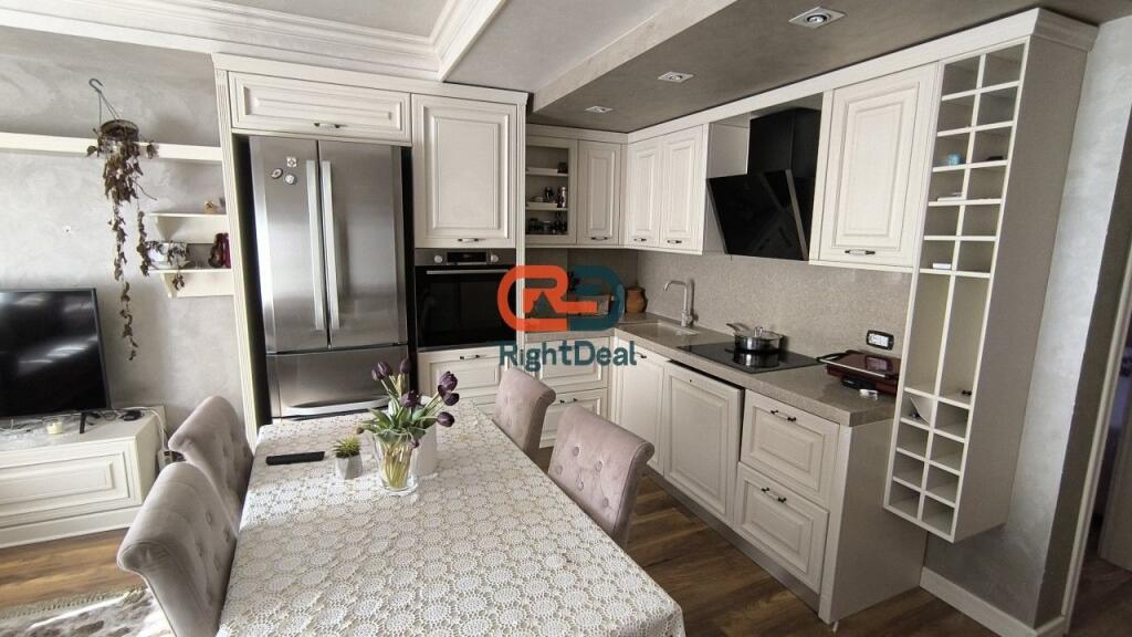 In the Center, 2+1 Apartment for Rent with Perfect Location!!