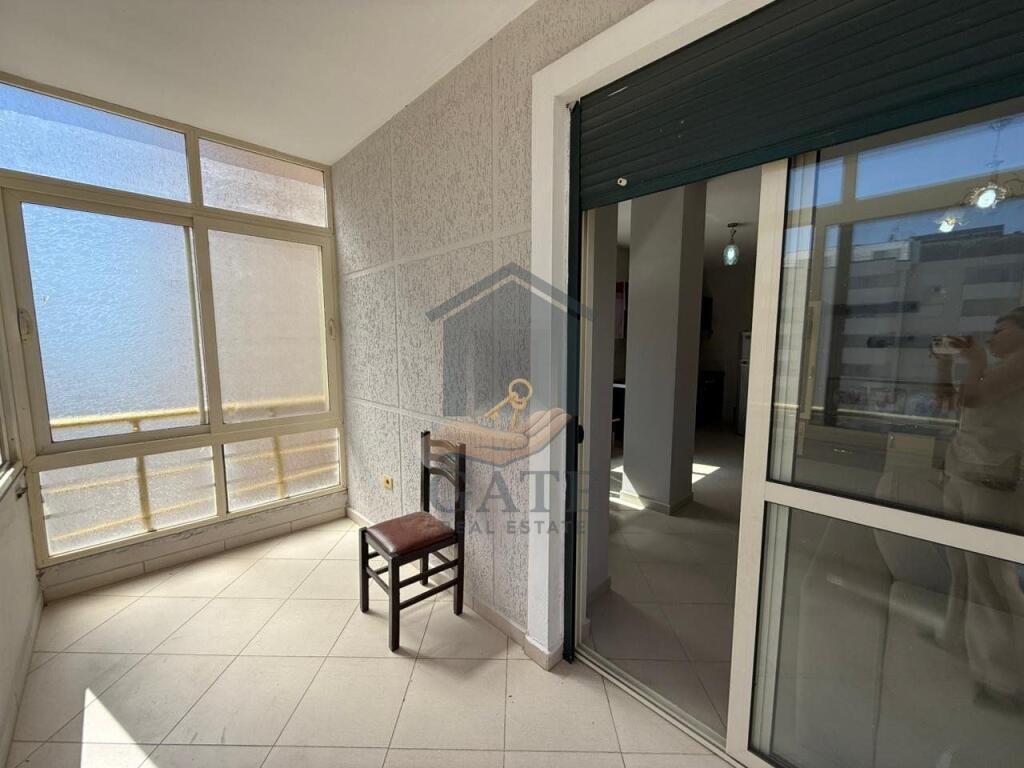 Appartamento 2+1 in affitto, con 1 bagno e 1 balcone – Spiaggia, Durrës