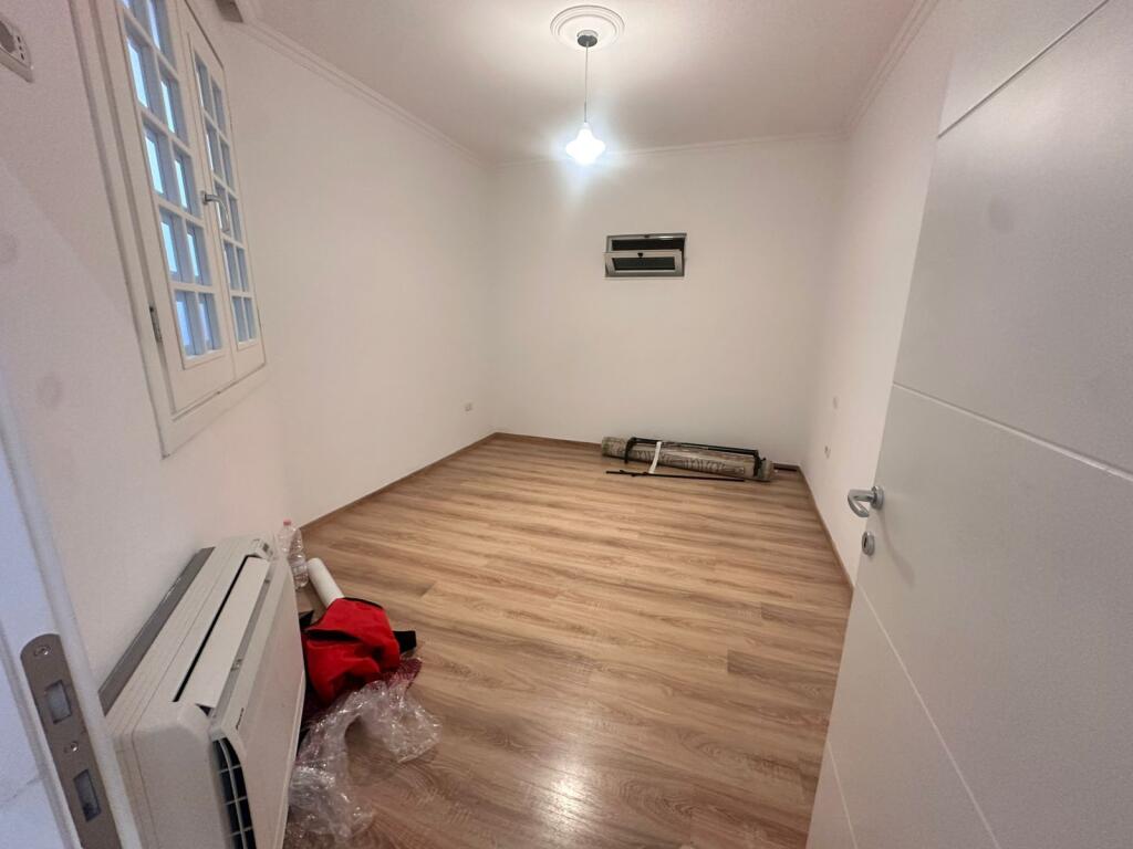 JEPET AMBIENT PER QIRA  3+1 PER ZYRE OSE BANIM