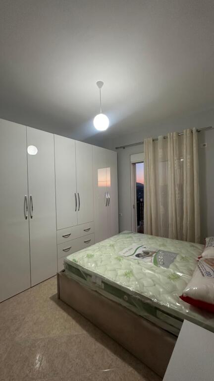 In affitto 3+1+2+parcheggio KODRA E PRIFTIT 550 mila lek