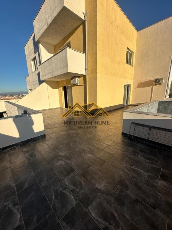 FOR RENT APARTMENT 2+1+VERANDA BEACH DURRES!