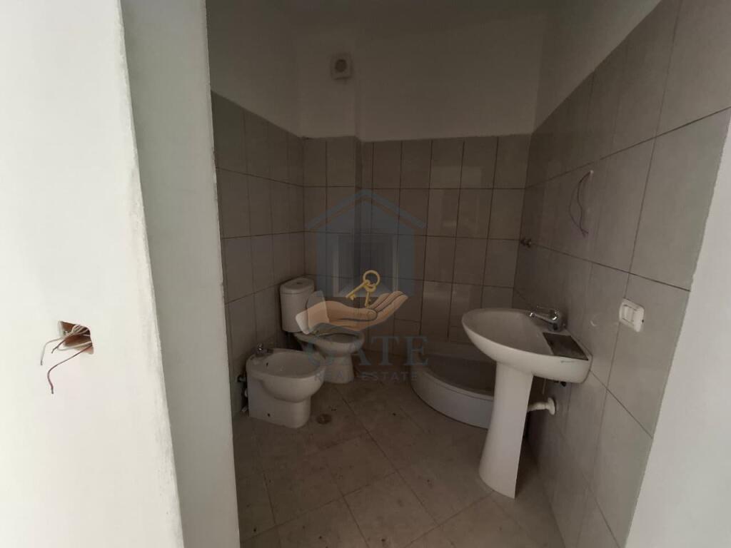 In vendita, Appartamento 1+1 Shkembi i Kavajes, Durres