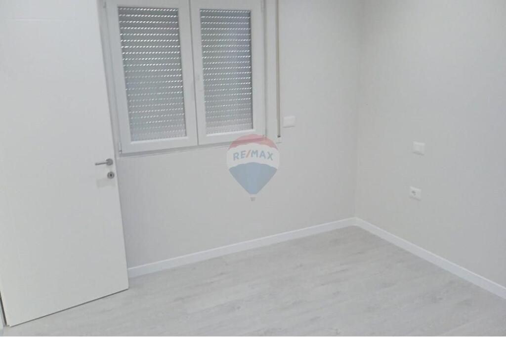 Apartament - Për Qira - Kodra e Priftit, Tiranë