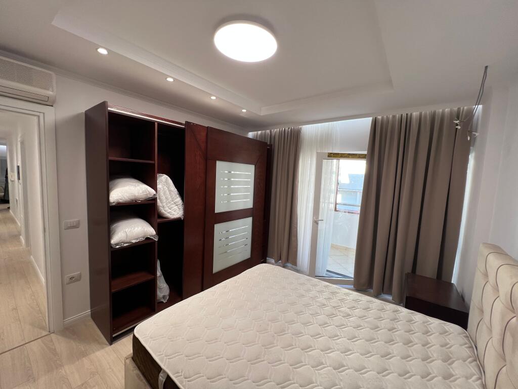 📣 QERA SUPER Apartament 2+1 Me Parking 📍 Prane Qendres 🛣️ Rruga "Him Kolli" ✨