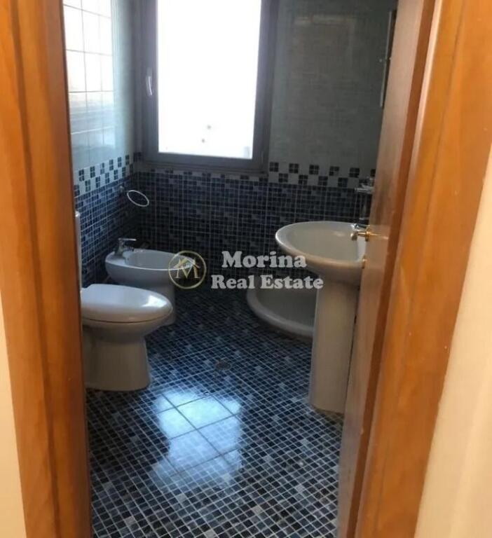 Rent | Business Premises | Zogu i Zi- Karl Topia Square | 380 €/month