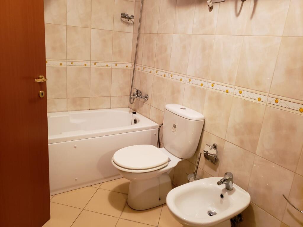 IN CENTRO IN AFFITTO 3+1 PER ABITAZIONE O UFFICIO