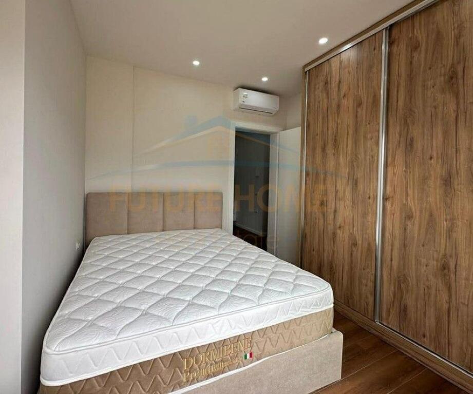 Qera, Apartament 1+1 + Post Parkimi , Pazari i Ri