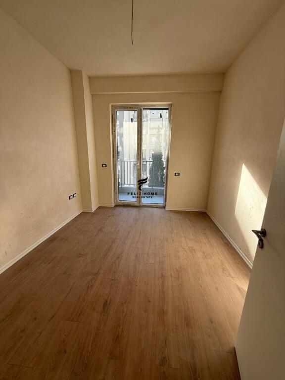OFFICE FOR RENT 100 M2 PARIS COMMUNE 1200 EURO