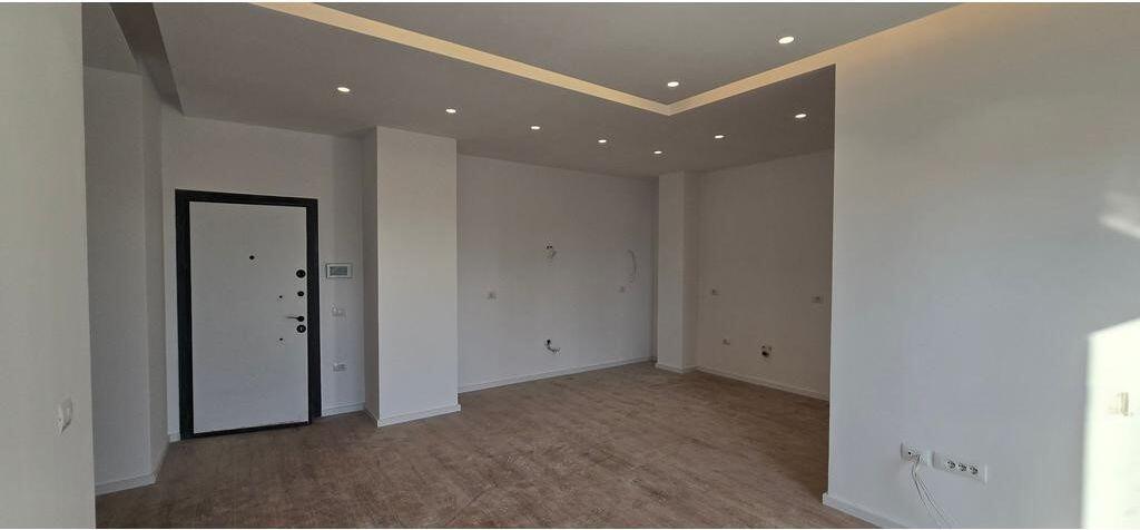 Apartment 2+1+2 for sale – near Rruga e Barrikadave, Tirana!