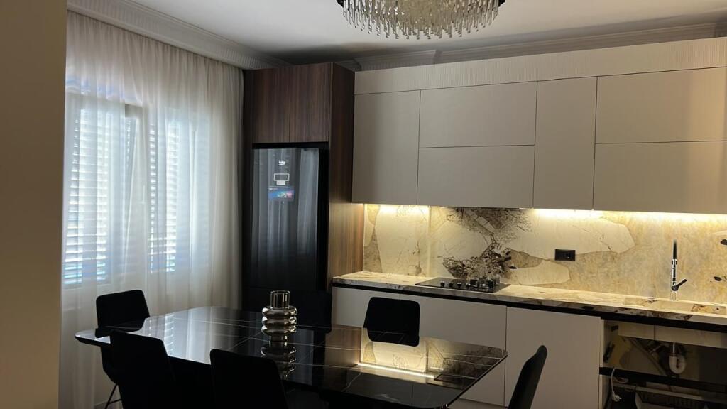 For rent 2+1+2 apartment with 2 balconies – Beach, Durrës