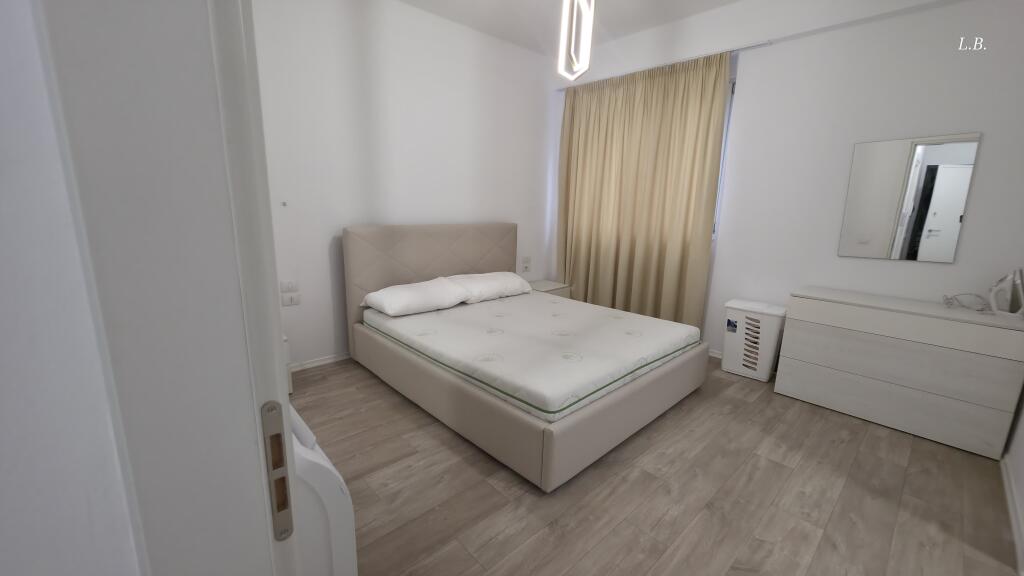 Jepet Apartament me Qira – FZ Residence