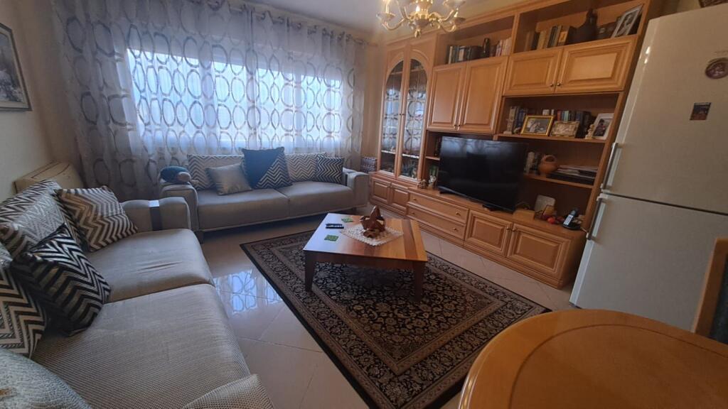 Vendesi in vendita 1+1 - Liceu Artistik