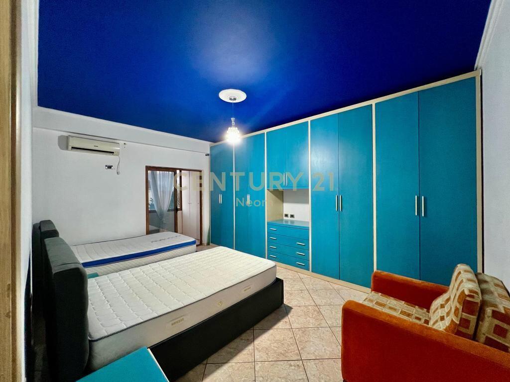 QIRA, 160 M2 APARTAMENT 2+1+2 me 2 PARKIME‼️ 550 € /Muaj Sip. Totale  160m2