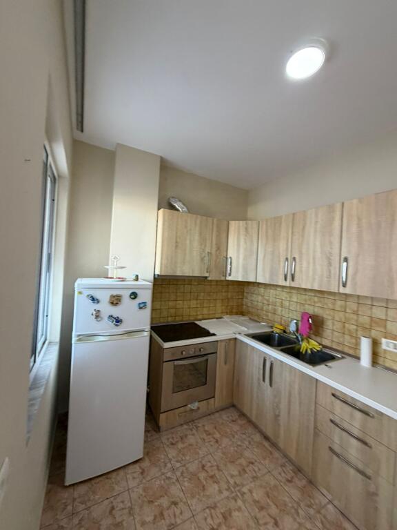 🏢 APARTAMENT 1+1 + POST PARKIMI | MALI I ROBIT