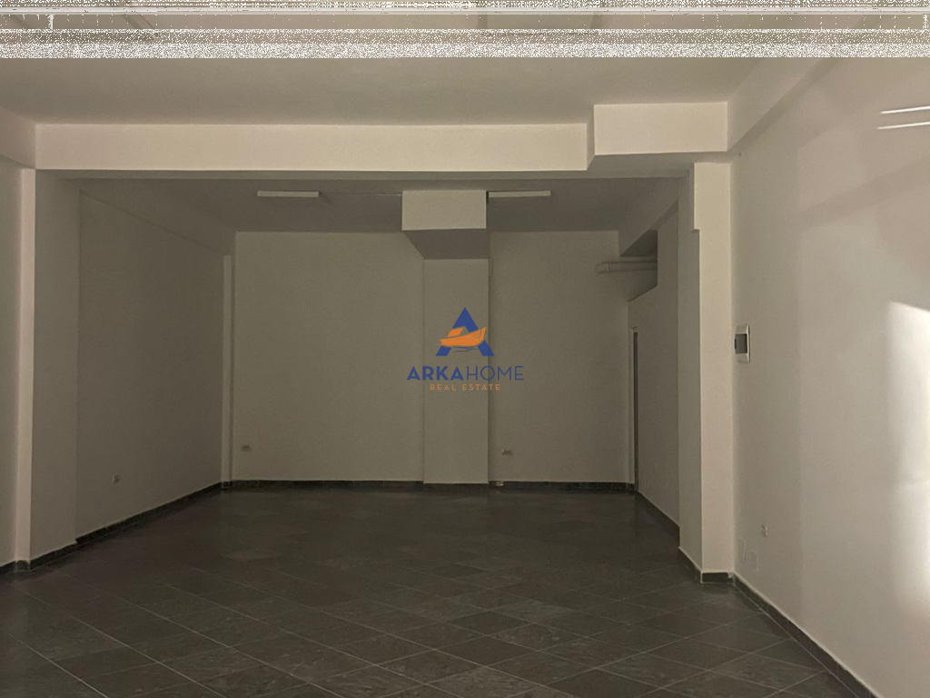 AFFITTASI AMBIENTE 220M2 "PALLATET CABEJ, VIA BESIM ALLA" 220.000 LEKE