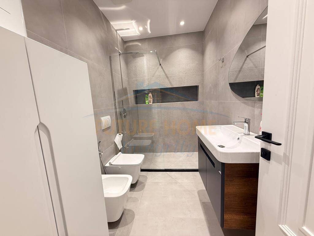 Apartament 2+1+2+Depo, Rruga e Elbasanit, Tirane.