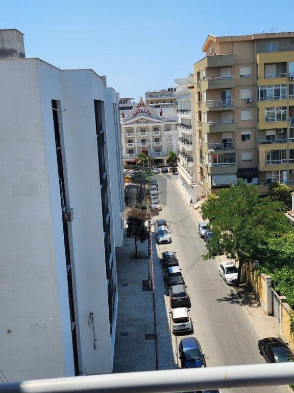 Shitet Apartament 2+1, Kati i 5-të me Ashensor