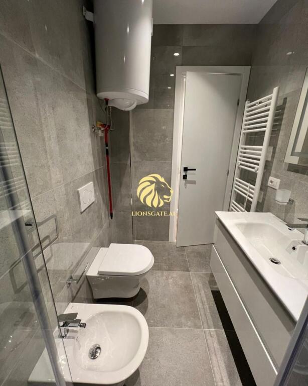 🏡 APARTAMENT ME QIRA – Ish Fusha e Aviacionit