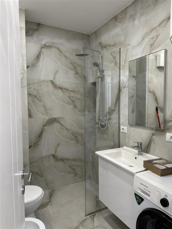 APARTAMENT ME QERA 1+1 FUSHA E AVIACIONIT 55.000 LEKE