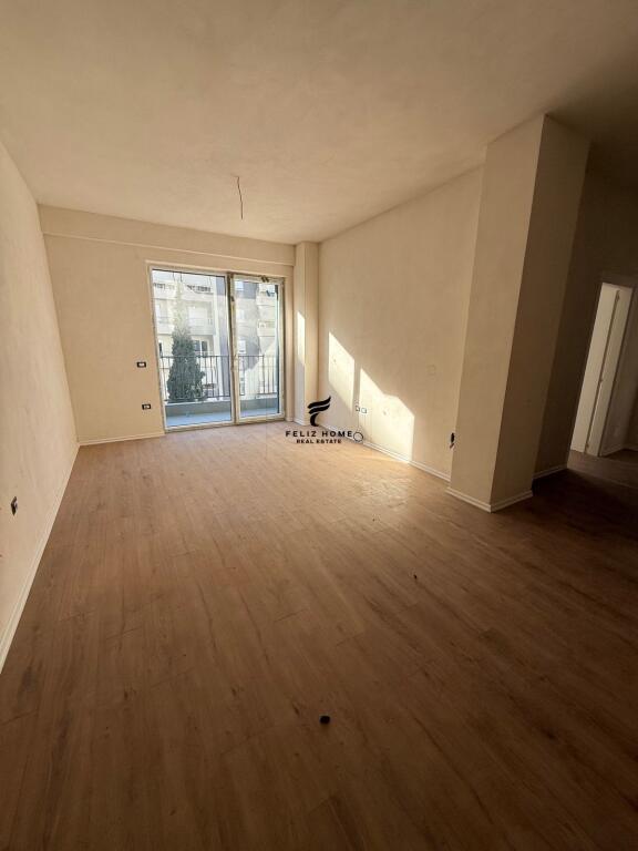 OFFICE FOR RENT 100 M2 PARIS COMMUNE 1200 EURO
