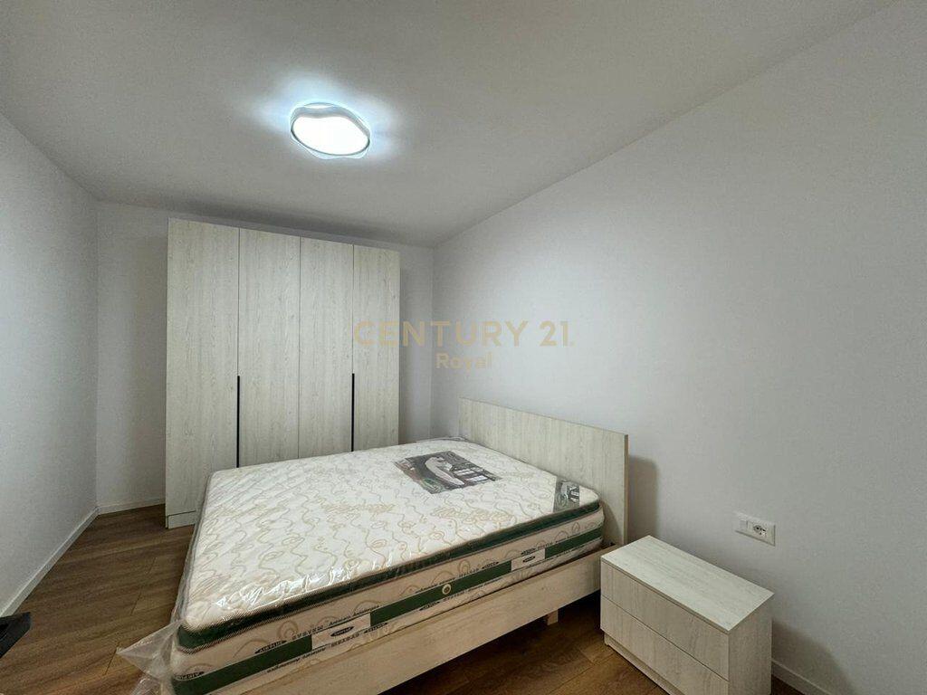 Apartament 1+1 me qira prane rruges se Elbasanit 700 € /Muaj
