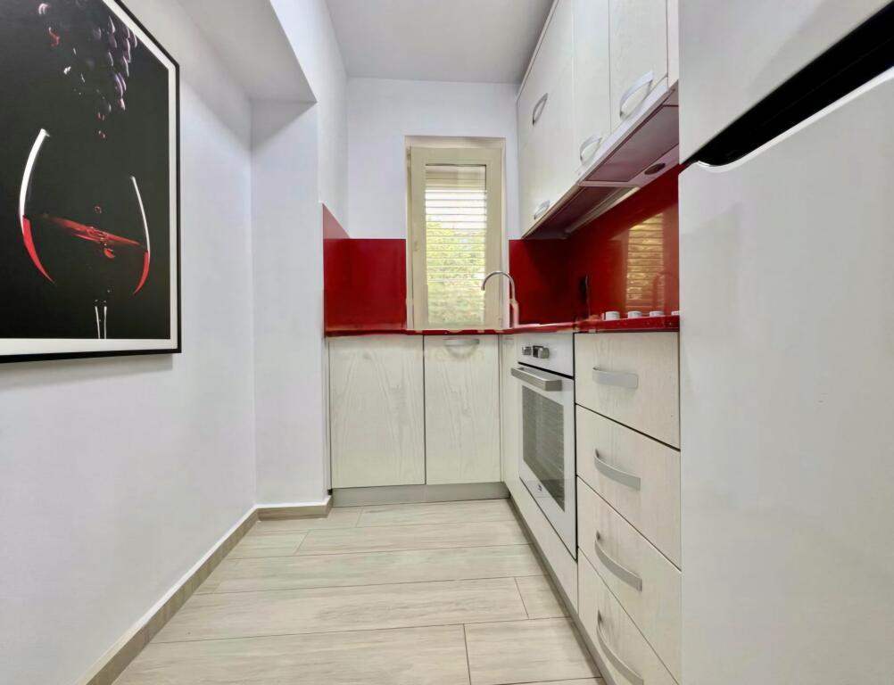 Apartament 2+1 per qera ,Posta Qendrore/Sheshi Skenderbej!