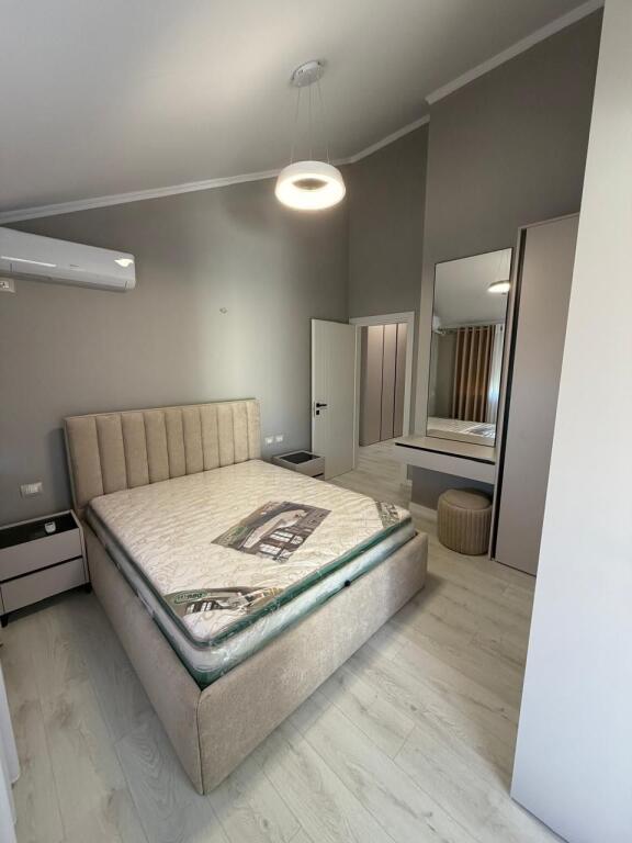 For rent 2+1 + parking dry lake 800 eu