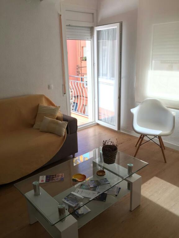 Apartament Me Qera 1+1 Tek Rruga e Dibres (ID B211401) Tirane