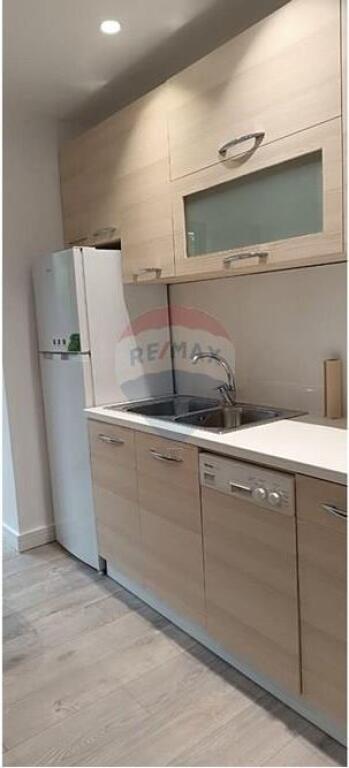 Apartament - Për Qira - Rruga Mine Peza, Tiranë