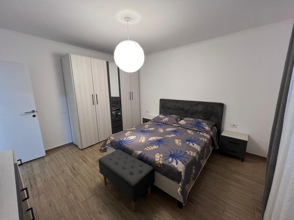 🏠 Apartament 1+1 me qira tek Bulevardi Zogu i Parë! 📍 Qendër