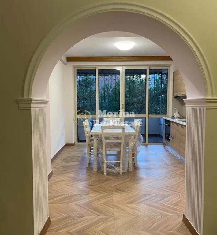 Rent | Private house 3 + 1 | Mozaiku of Tirana | 750 €/month