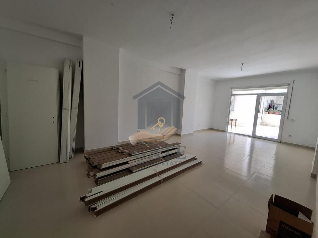 Apartment 2+1 for sale near Ish-URT Durres