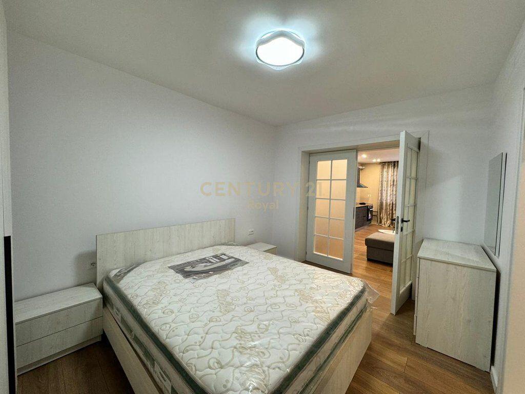 Apartament 1+1 me qira prane rruges se Elbasanit 700 € /Muaj