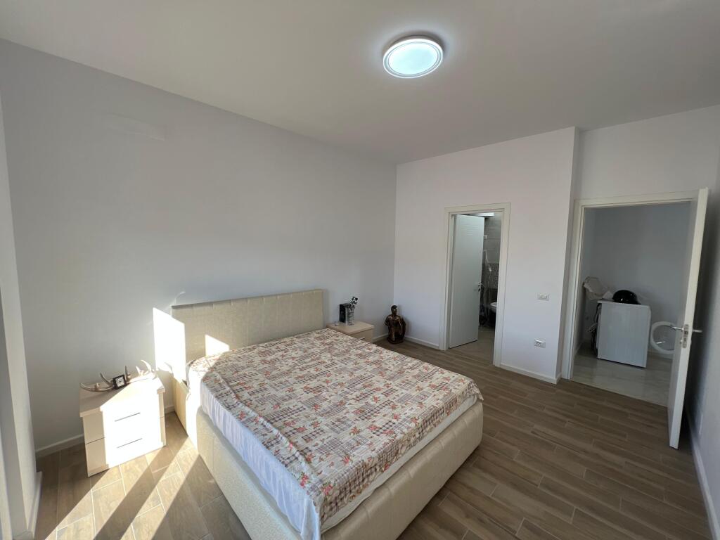 📣 RENT Apartment 3+1 With 2 Bathrooms And Balcony 📍 Tower Bridge Complex, Near Police Station No. 4 ✨   🏢 New Construction  🪜 7th Floor (With Elevator)   💶 Price 600 Euro  🅿️ Parking Possibility With Extra Payment