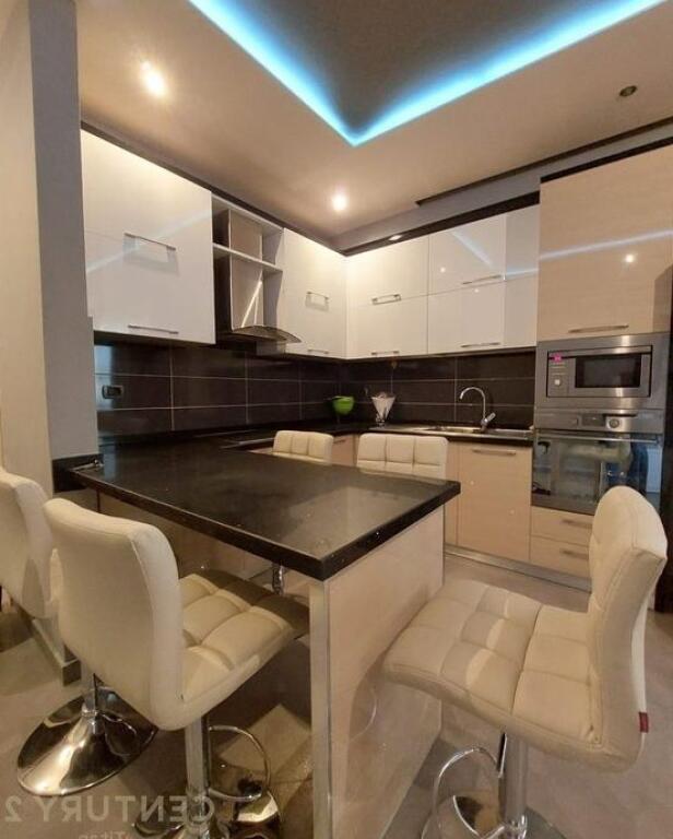 SHITET APARTAMENT 2+1+2+1 BALLKON NE ZONEN E ASTIRIT