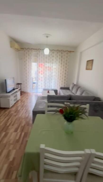 Japim apartament me qira 1+1 me qira Golden Park Amerikan 3