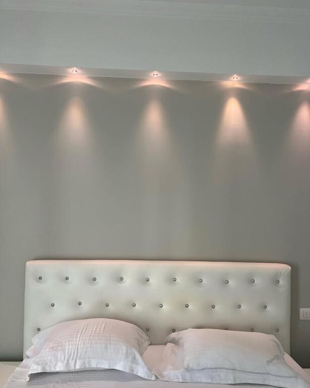 🏠 Apartment 2+1 for sale in Neighborhood 7, near the former Municipality, Korçë!