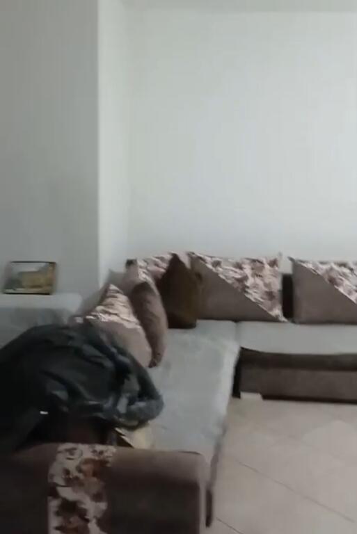 Astir te kompleksi Fratari, jepet me qira apartament 1+1!