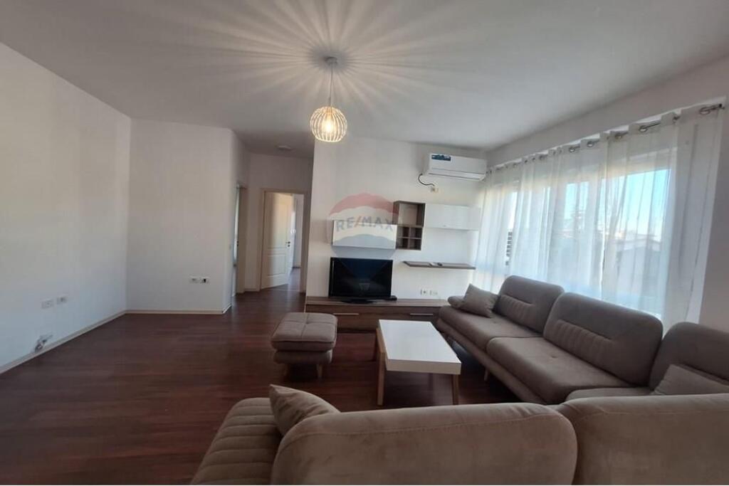 2+1 APARTMENT FOR RENT ON BILL CLINTON STREET