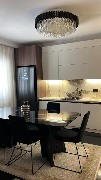 For rent 2+1+2 apartment with 2 balconies – Beach, Durrës