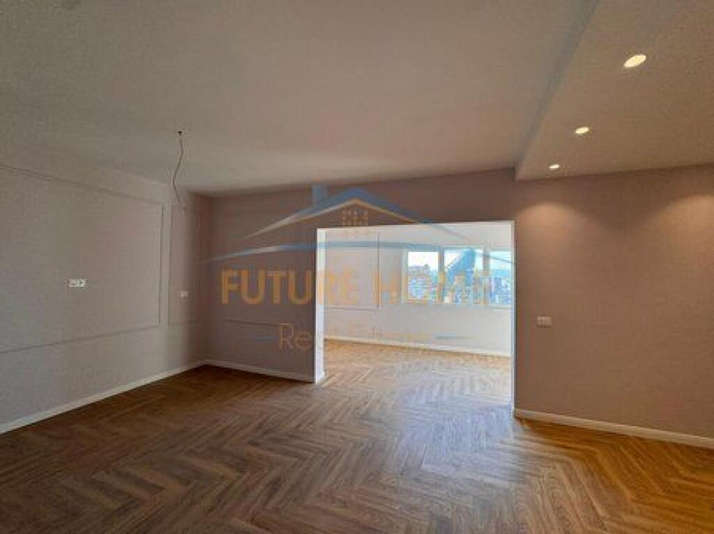 For sale, Duplex, Shallvaret