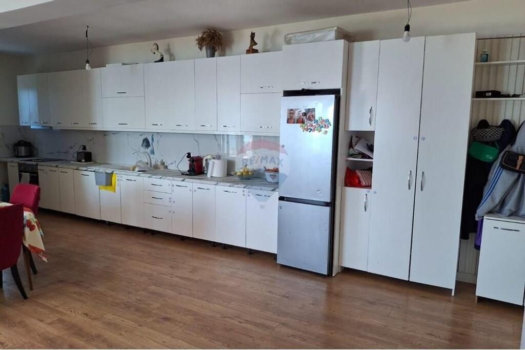 Penthouse Ekskluzive në Shitje, Plazhi i Vjetër, Vlorë