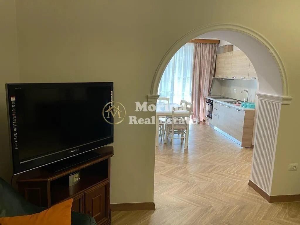 Rent | Private house 3 + 1 | Mozaiku of Tirana | 750 €/month