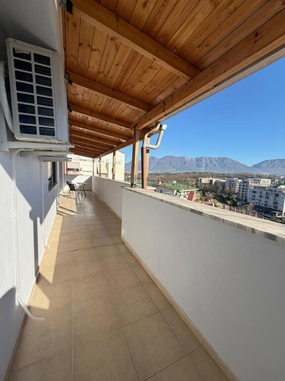 For rent 2+1+ 2 parking spaces Liqeni i Thate 900€