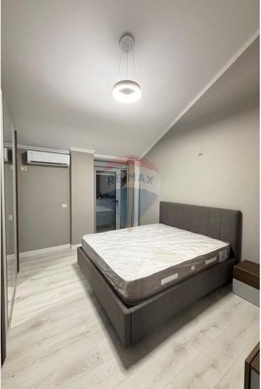 APARTMENT 2+1 WITH 2 PARKING SPOTS DRY LAKE