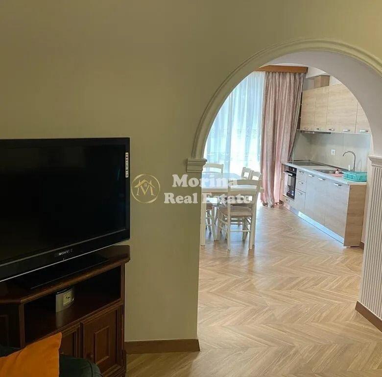 Rent | Private house 3 + 1 | Mozaiku of Tirana | 750 €/month