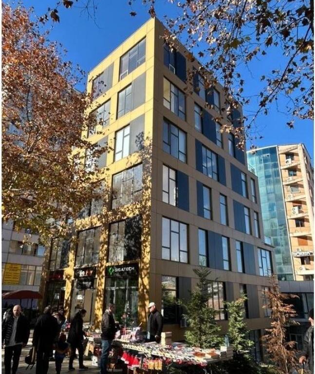 Dyqan per qira tek bulevardi i ri, tek usluga gate