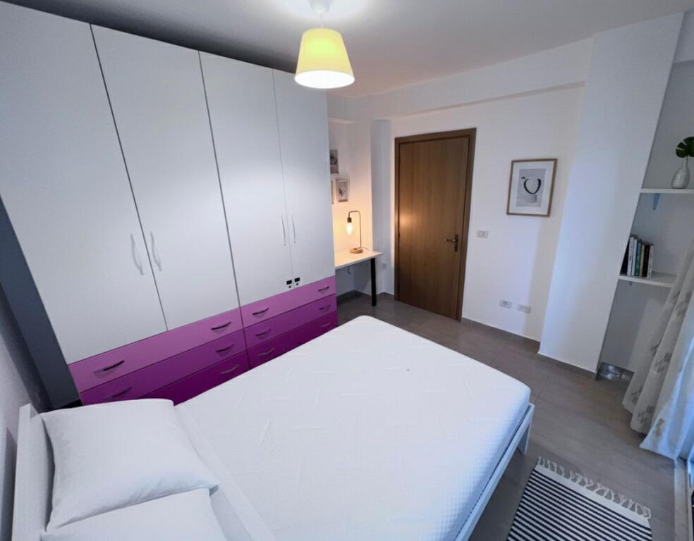 🏡 Shitet apartament 1+1 te Shkembi i Kavajes, Durres