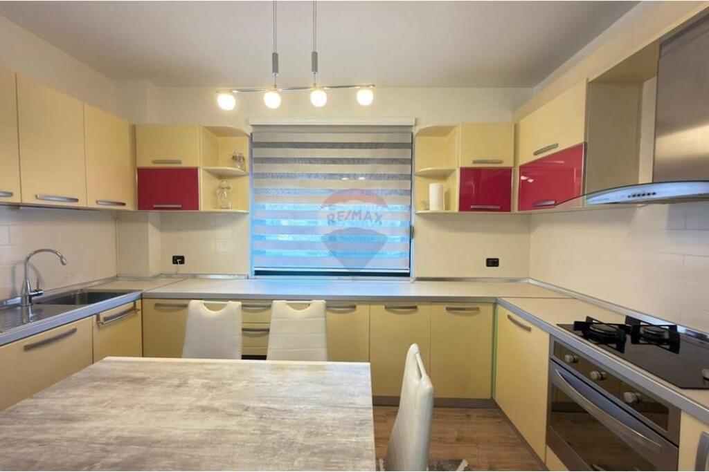Apartament 2+1 me qira Kopshti Zoologjik!