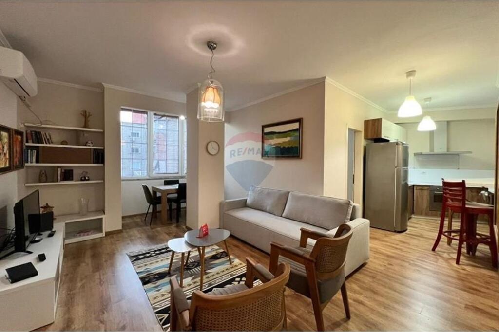 Apartament 2+1 me qira – Shkolla e Baletit!